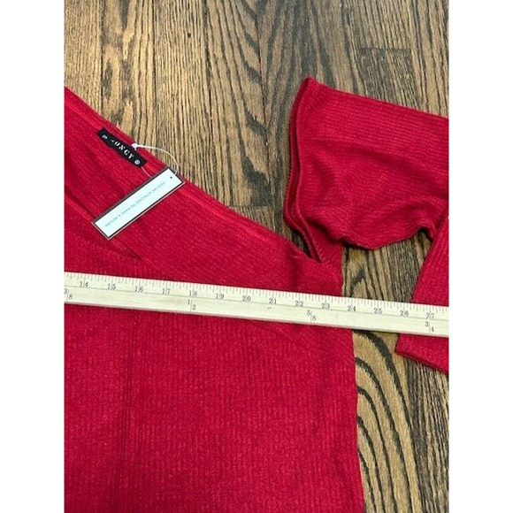 Soncy Crop Top Long Sleeves One Shoulder Cut Out Ribbed Knit Red Size 5 (28) NWT - Picture 2 of 6